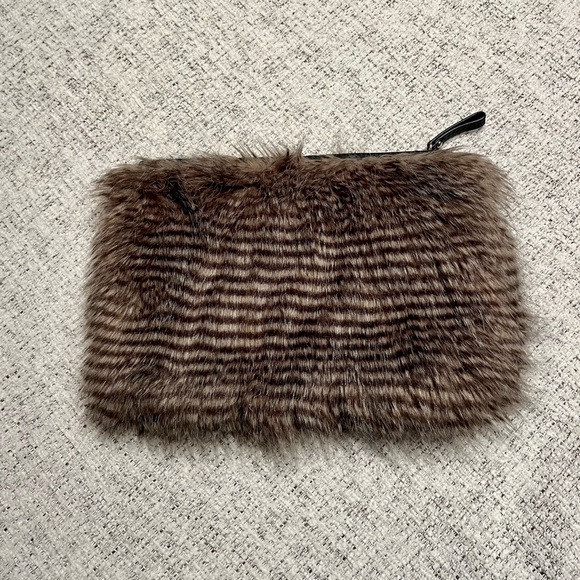 ANN TAYLOR leather and faux fur clutch bag pouch animal print stripes - Picture 16 of 16